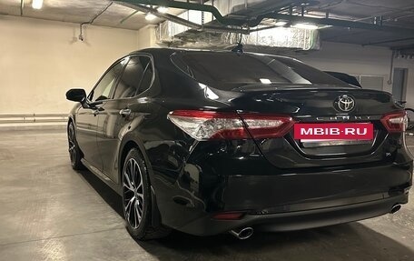 Toyota Camry, 2020 год, 3 500 000 рублей, 10 фотография