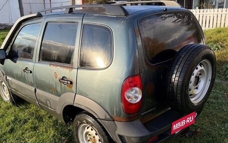 Chevrolet Niva I рестайлинг, 2012 год, 310 000 рублей, 4 фотография