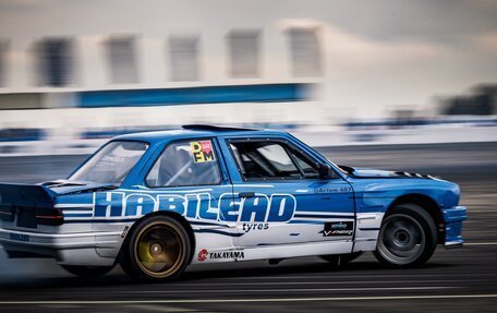 BMW 3 серия, 1988 год, 1 670 000 рублей, 3 фотография