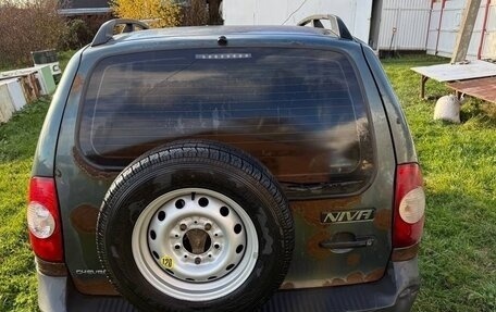 Chevrolet Niva I рестайлинг, 2012 год, 310 000 рублей, 6 фотография