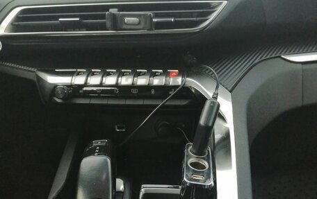 Peugeot 3008 II, 2017 год, 1 930 000 рублей, 10 фотография