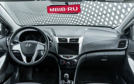 Hyundai Solaris II рестайлинг, 2011 год, 589 000 рублей, 11 фотография