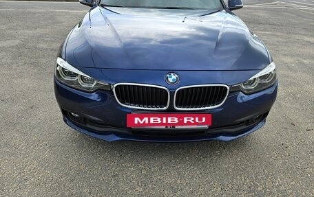 BMW 3 серия, 2018 год, 2 700 000 рублей, 2 фотография