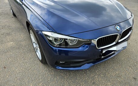 BMW 3 серия, 2018 год, 2 700 000 рублей, 3 фотография