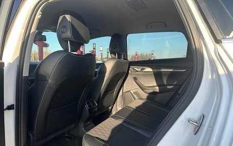 Skoda Karoq I, 2022 год, 1 890 000 рублей, 5 фотография