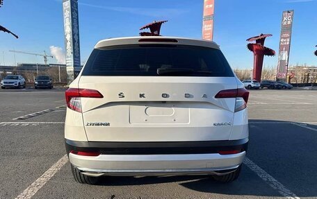 Skoda Karoq I, 2022 год, 1 890 000 рублей, 7 фотография