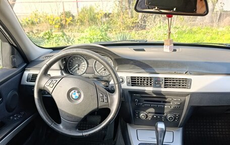 BMW 3 серия, 2010 год, 990 000 рублей, 6 фотография