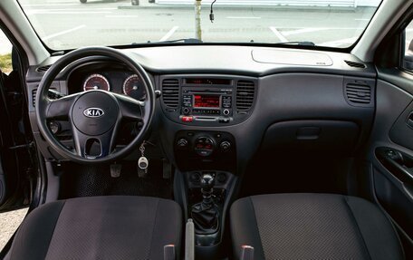 KIA Rio II, 2009 год, 795 000 рублей, 16 фотография