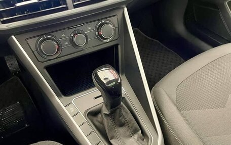 Volkswagen Polo, 2022 год, 1 390 000 рублей, 10 фотография