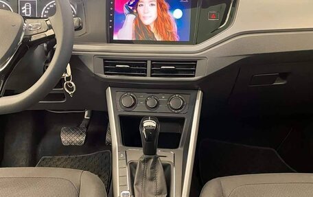 Volkswagen Polo, 2022 год, 1 390 000 рублей, 9 фотография