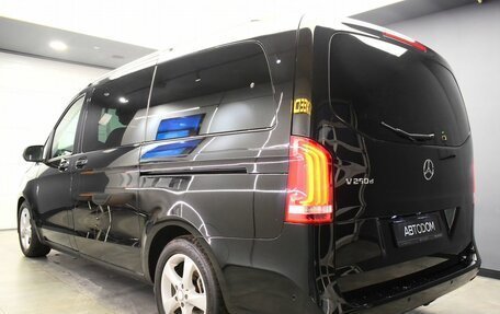 Mercedes-Benz V-Класс, 2015 год, 4 249 000 рублей, 5 фотография