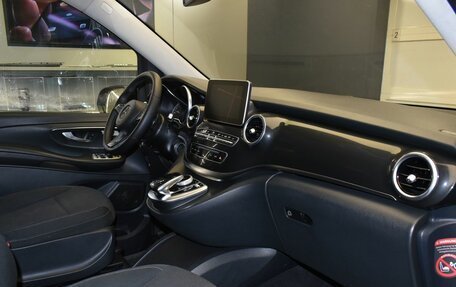 Mercedes-Benz V-Класс, 2015 год, 4 249 000 рублей, 8 фотография