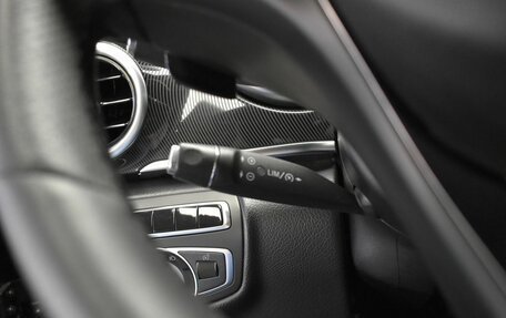 Mercedes-Benz V-Класс, 2015 год, 4 249 000 рублей, 19 фотография