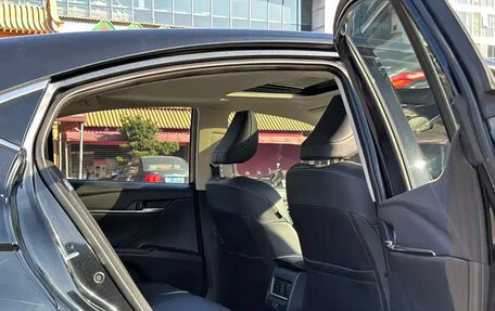 Toyota Camry, 2025 год, 3 800 000 рублей, 15 фотография