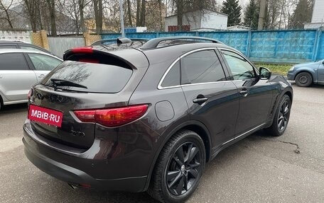 Infiniti QX70, 2014 год, 1 845 000 рублей, 6 фотография