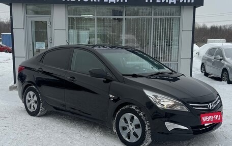 Hyundai Solaris II рестайлинг, 2015 год, 897 000 рублей, 13 фотография