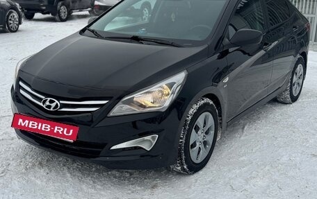Hyundai Solaris II рестайлинг, 2015 год, 897 000 рублей, 24 фотография