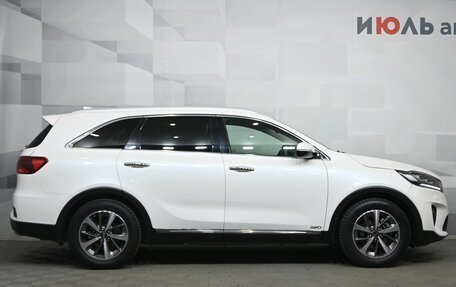 KIA Sorento III Prime рестайлинг, 2019 год, 3 000 000 рублей, 10 фотография