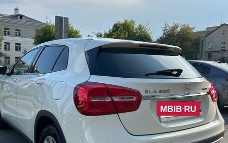 Mercedes-Benz GLA, 2016 год, 1 950 000 рублей, 2 фотография