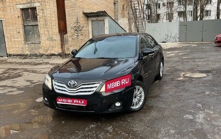 Toyota Camry, 2010 год, 850 000 рублей, 1 фотография