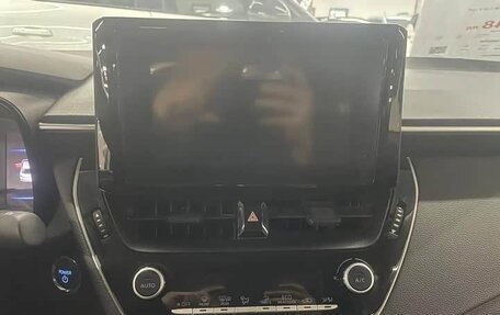 Toyota Corolla, 2022 год, 1 400 000 рублей, 10 фотография