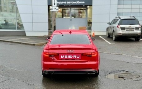 Audi A4, 2019 год, 2 290 000 рублей, 5 фотография