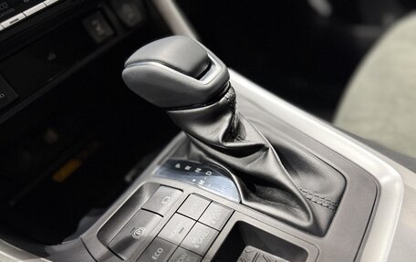 Toyota RAV4, 2025 год, 4 500 000 рублей, 14 фотография