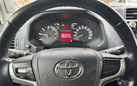 Toyota Land Cruiser Prado 150 рестайлинг 2, 2019 год, 4 390 000 рублей, 1 фотография