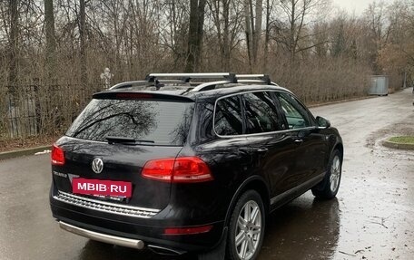 Volkswagen Touareg III, 2010 год, 2 050 000 рублей, 6 фотография