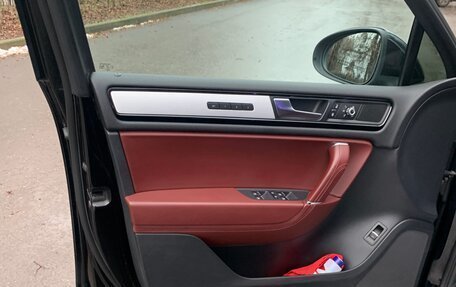 Volkswagen Touareg III, 2010 год, 2 050 000 рублей, 12 фотография