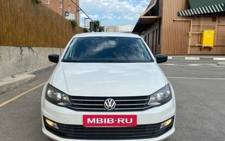 Volkswagen Polo VI (EU Market), 2018 год, 1 233 900 рублей, 2 фотография
