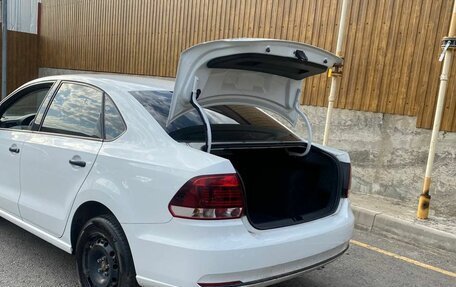 Volkswagen Polo VI (EU Market), 2018 год, 1 233 900 рублей, 6 фотография