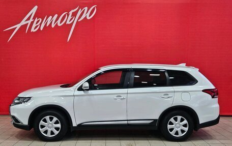 Mitsubishi Outlander III рестайлинг 3, 2018 год, 1 845 000 рублей, 2 фотография