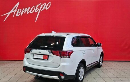 Mitsubishi Outlander III рестайлинг 3, 2018 год, 1 845 000 рублей, 5 фотография