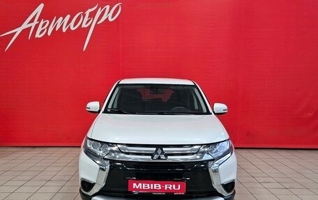 Mitsubishi Outlander III рестайлинг 3, 2018 год, 1 845 000 рублей, 8 фотография