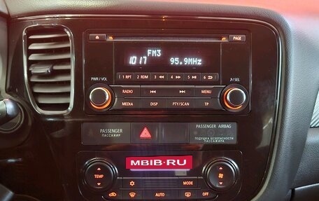 Mitsubishi Outlander III рестайлинг 3, 2018 год, 1 845 000 рублей, 11 фотография