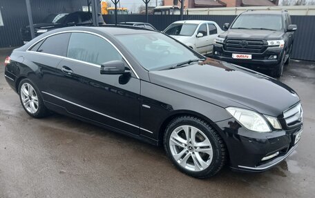 Mercedes-Benz E-Класс, 2012 год, 1 200 000 рублей, 8 фотография