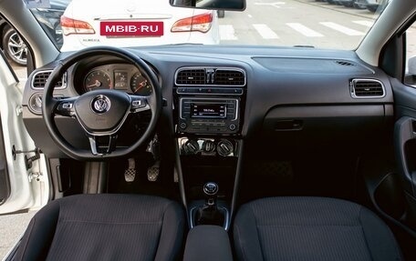 Volkswagen Polo VI (EU Market), 2017 год, 1 195 000 рублей, 16 фотография