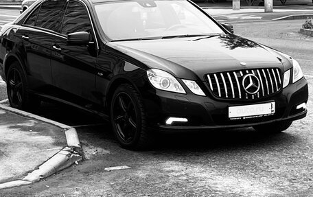 Mercedes-Benz E-Класс, 2009 год, 1 250 000 рублей, 2 фотография