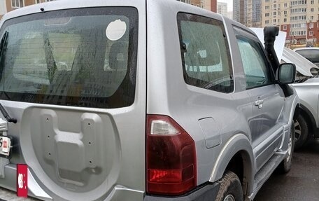 Mitsubishi Pajero III рестайлинг, 2004 год, 650 000 рублей, 4 фотография