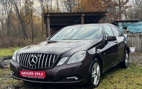 Mercedes-Benz E-Класс, 2009 год, 1 250 000 рублей, 4 фотография