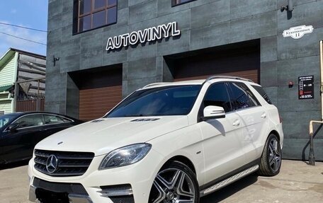 Mercedes-Benz M-Класс, 2012 год, 3 050 000 рублей, 1 фотография