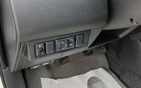 Nissan Tiida, 2012 год, 650 000 рублей, 11 фотография