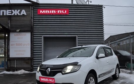 Renault Sandero II рестайлинг, 2015 год, 489 000 рублей, 1 фотография