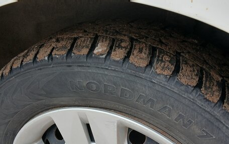 Nissan Tiida, 2012 год, 650 000 рублей, 25 фотография