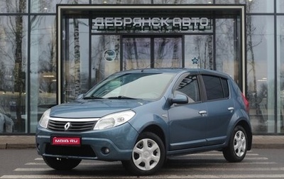 Renault Sandero I, 2012 год, 725 000 рублей, 1 фотография