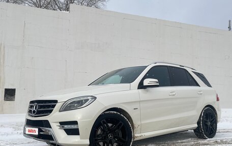 Mercedes-Benz M-Класс, 2012 год, 3 050 000 рублей, 10 фотография