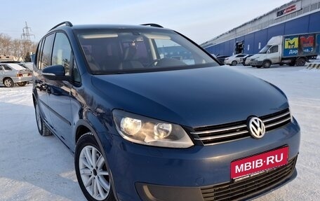Volkswagen Touran III, 2012 год, 890 000 рублей, 1 фотография