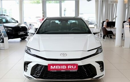 Toyota Camry, 2025 год, 4 900 000 рублей, 2 фотография