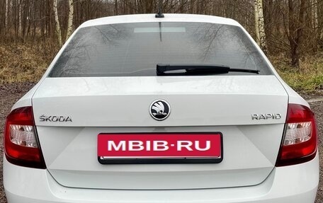Skoda Rapid I, 2018 год, 985 000 рублей, 8 фотография